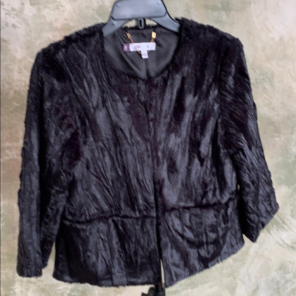 Jennifer Lopez black fur crop jacket